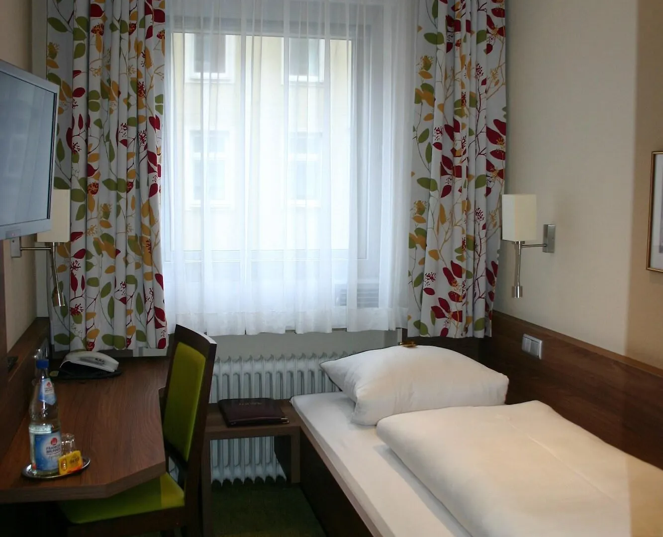 Hotel Hauser An Der Universitaet Múnich