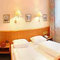 Hotel Hauser An Der Universitaet Munich