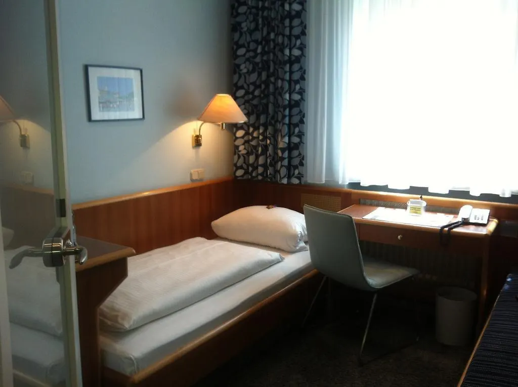 Hotel Hauser An Der Universitaet Munich